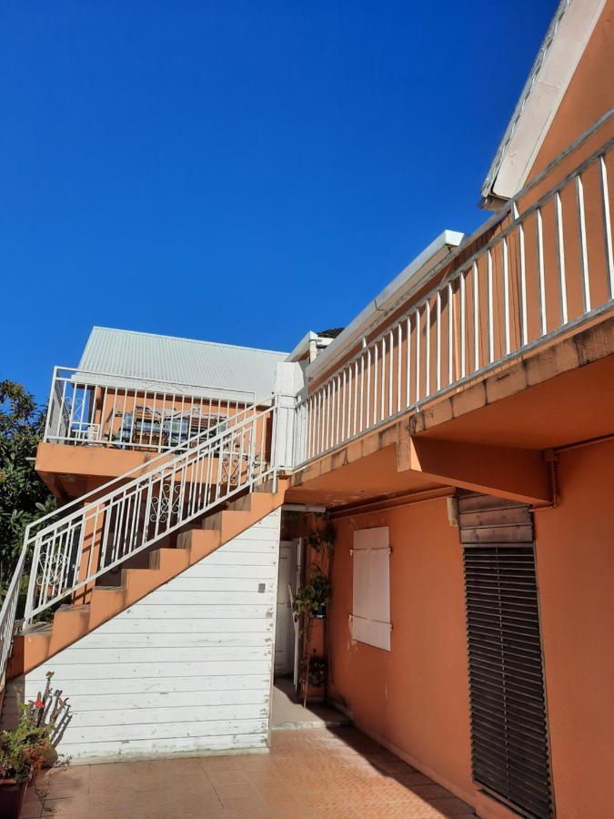 Gite Le Calou Pilon Cilaos Exterior photo